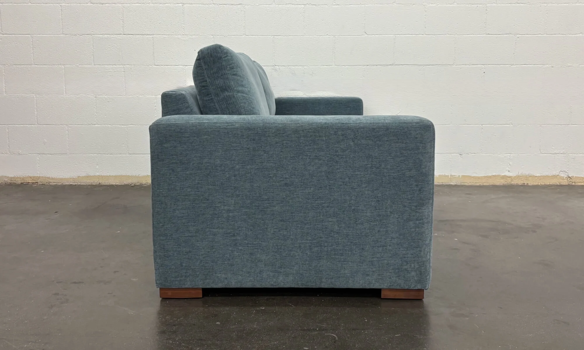 Rio Sofa - Image 3