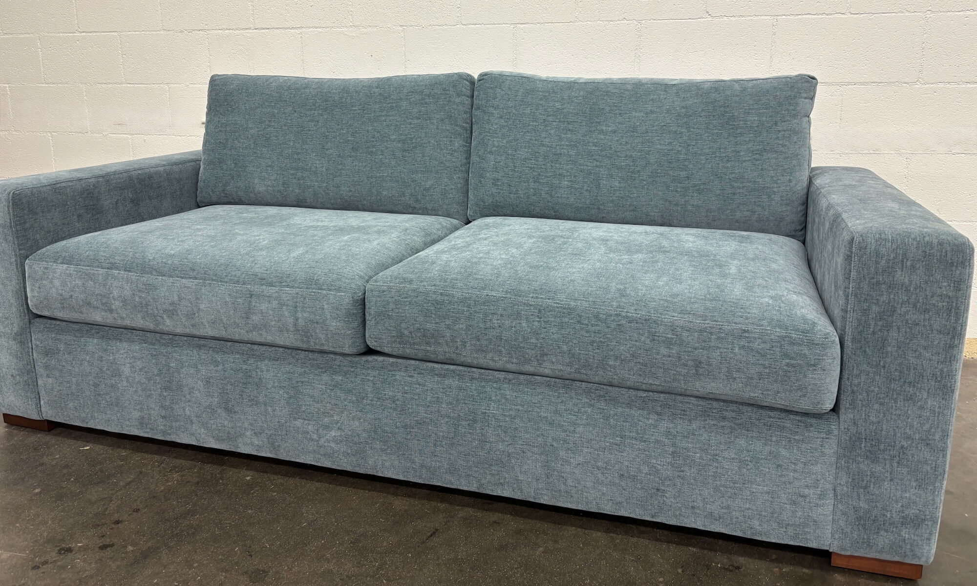 Rio Sofa - Image 6